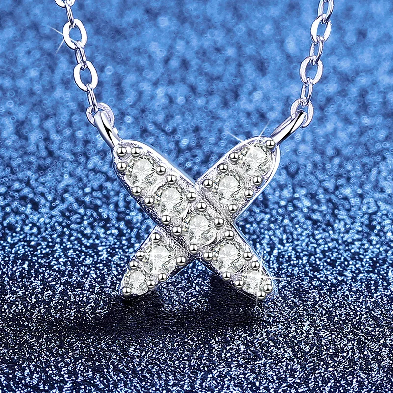 Full Diamond Moissanite Necklace Platinum PT950 18K Gold Collarbone Chain Simple Korean Version X-shaped Niche Design Necklace