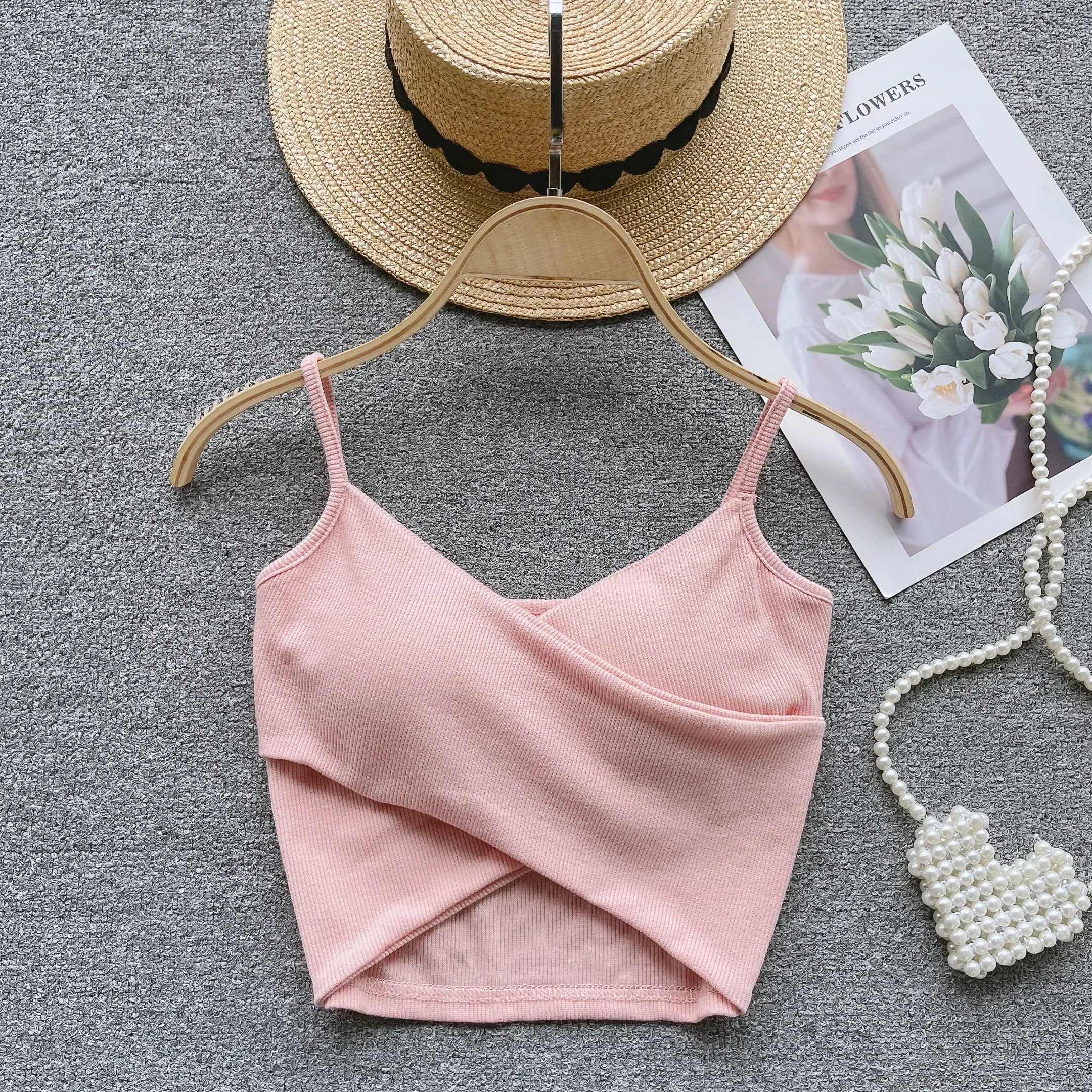 レディースカジュアルスポーツキャミソール、エレガントなレディースシックなスリムタンクトップ、単色ストラップデザイン、y2kファッション、2024