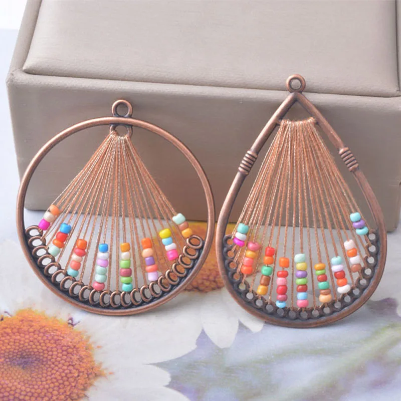 4 Stück/Set Bohemian-Stil runde Bronze-Anhänger, braun gefärbte Rocailles-Perlen, Quastenanhänger, DIY-Ohrringe für Frauen – Detail 3