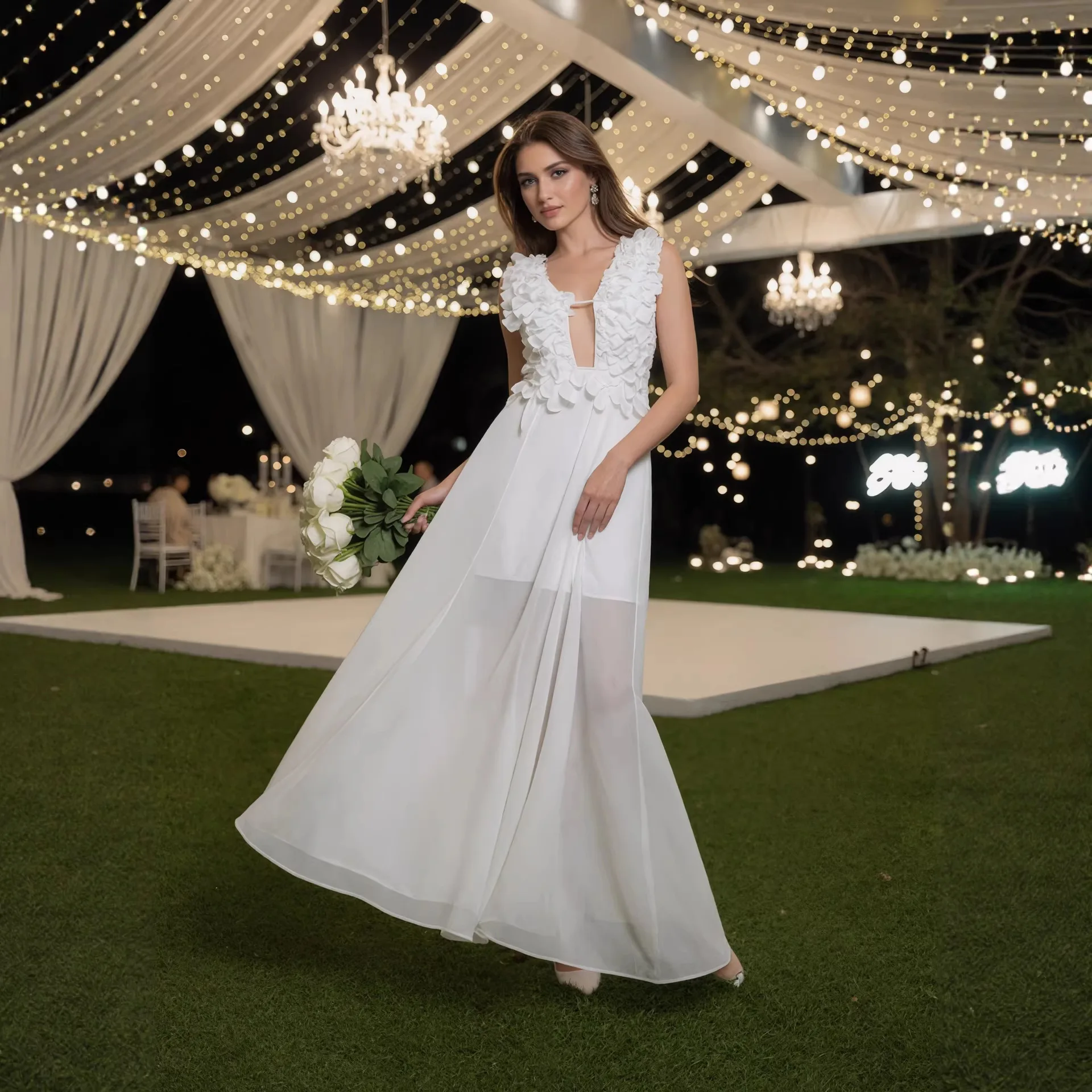 Vrouwen sexy diepe v-hals vetersluiting ruches ontwerp lange jurk mouwloze ruches mesh pure witte jurk club verjaardagsfeestje cocktail