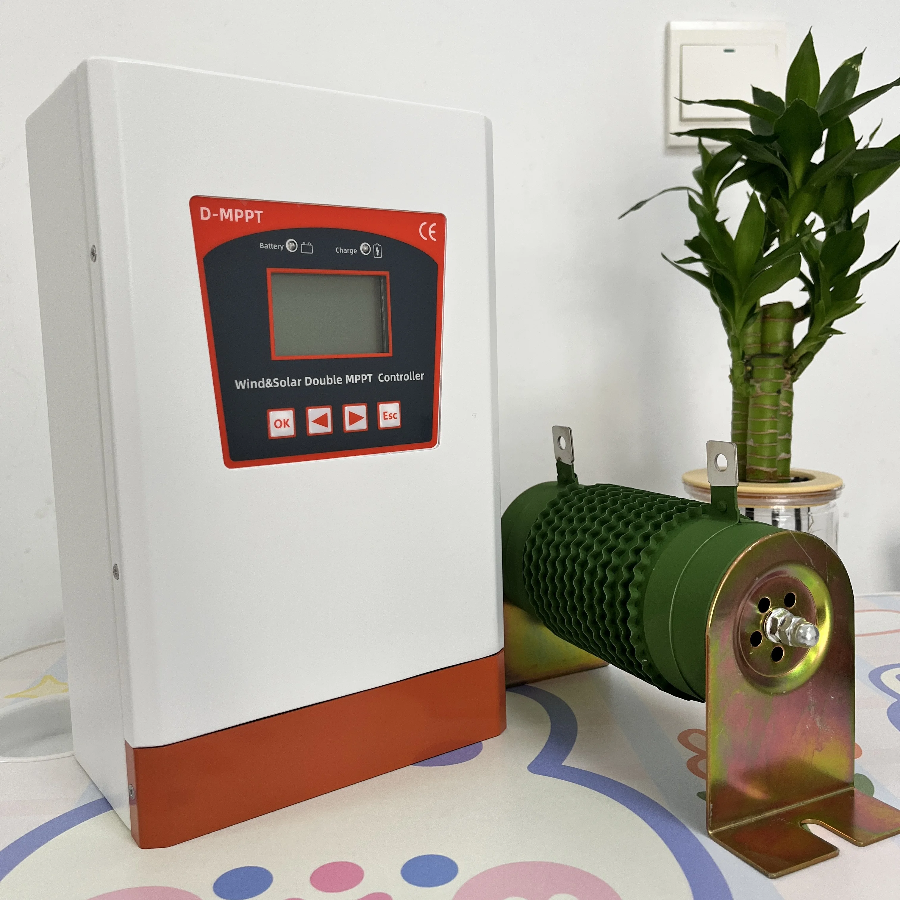 MPPT Wind & Solar Hybrid System Controller Auto 12V 24V 48V 6KW 8KW High Efficiency Regulator For Home Appliance Wind Generators