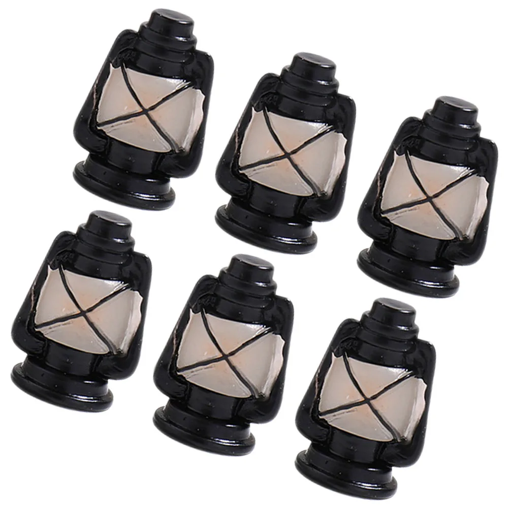 

6pcs Miniature Lantern Retro Style Resin Simulation Horse Bedroom Living Decor Dollhouse Realistic Workmanship