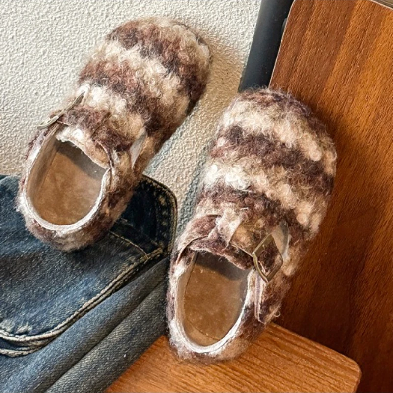 

Хлопковая обувь для девочек, новая зимняя винтажная модная повседневная обувь на платформе с металлическими украшениями, легкая удобная теплая обувь на мягкой подошве