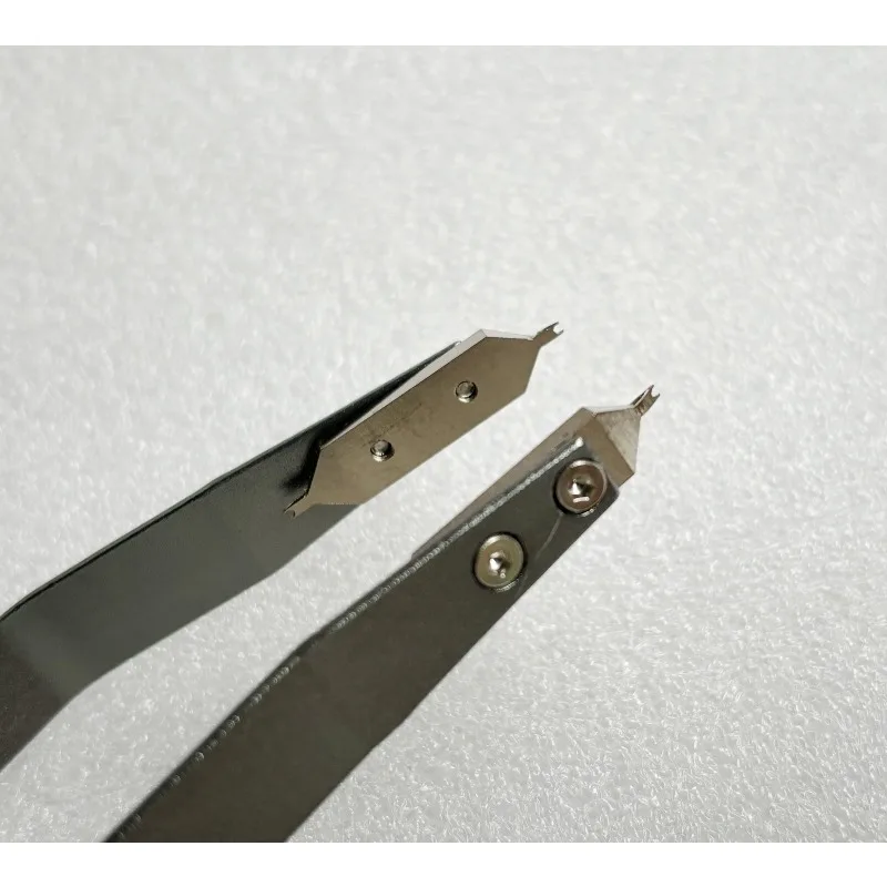 أداة إصلاح متر كماشة الأذن لـ 7825 كماشة إزالة الأذن على شكل حرف V كماشة إزالة الأذن جهاز إزالة الحزام