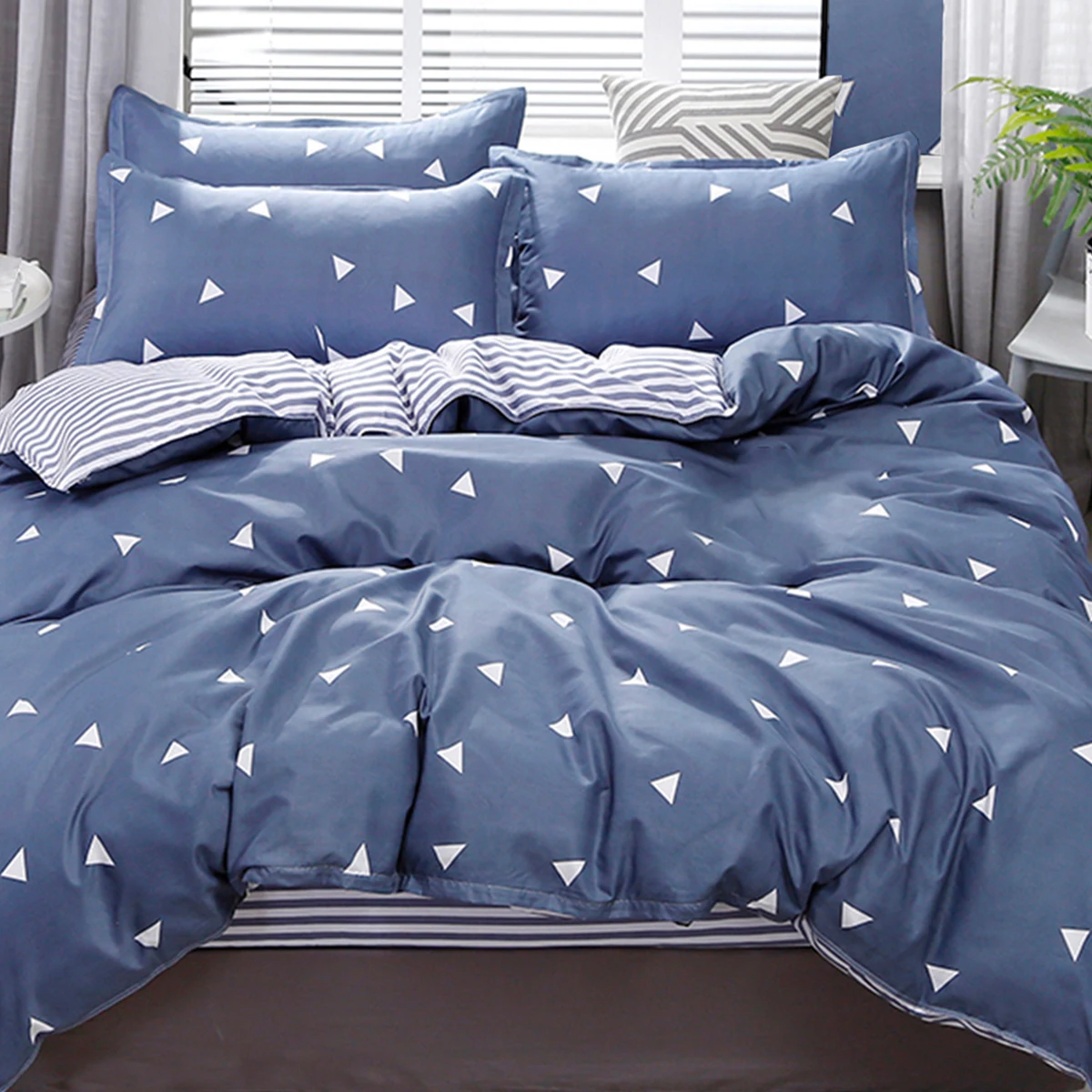 3PCS Geometric Triangle Print Bedding Set Soft Microfiber Duvet Cover Dark Blue Reversible Striped Bed Linens For Bedroom