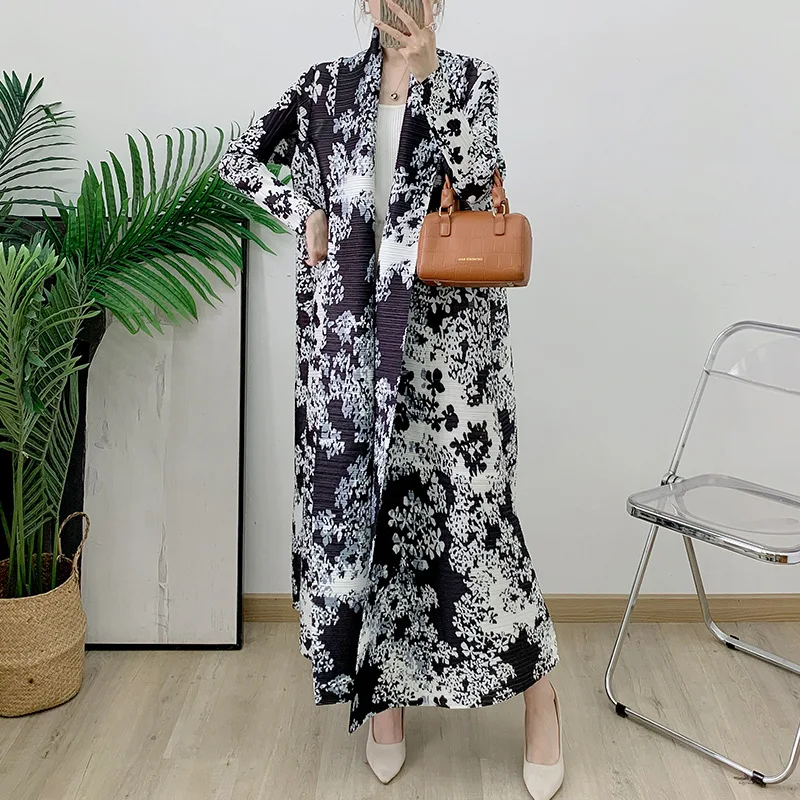 

Pleats Pleated Robe Women Long Jacket Fashion Plus Size Personalized Ethnic Long Coat 2024 Summer New Women Clothing