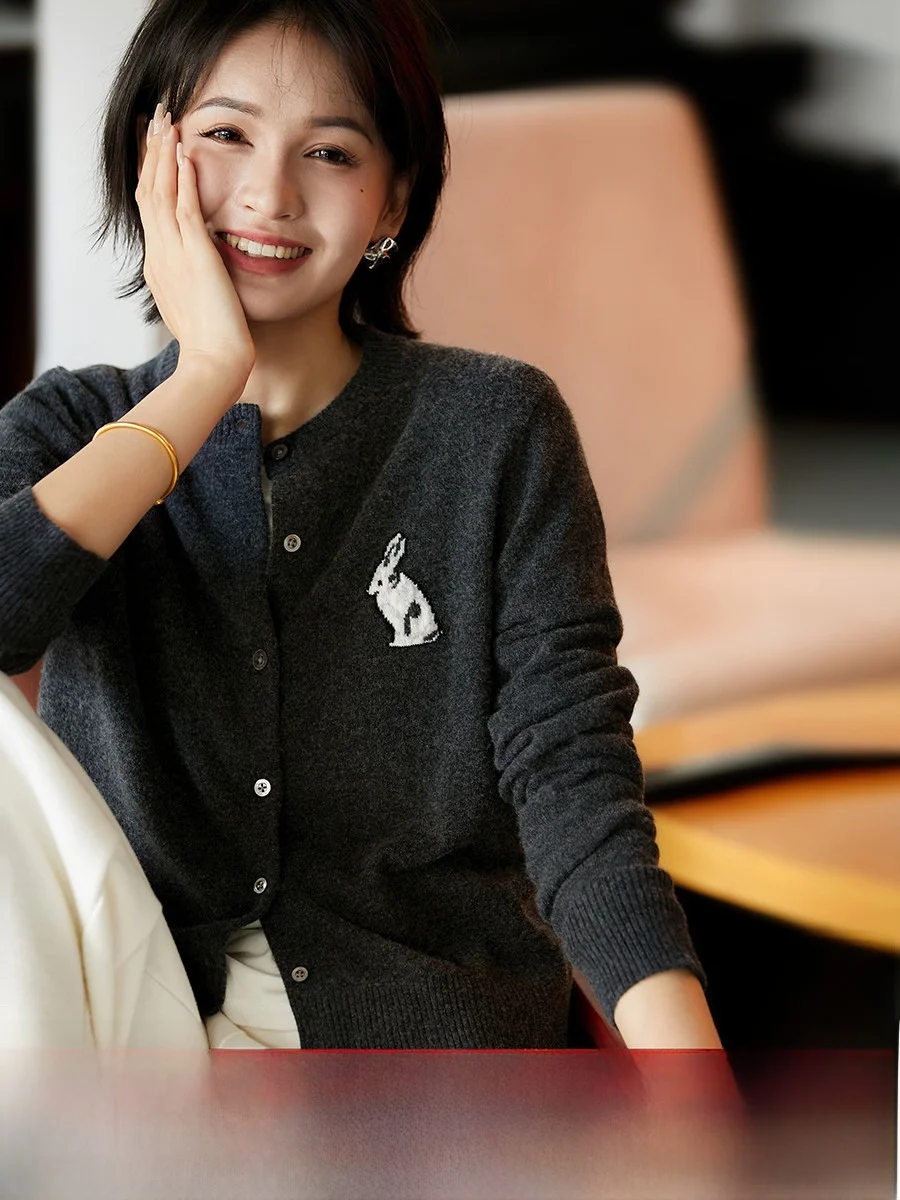 

Rabbit Mr. Crt Wool Camere Lightweight Fluffy Knitted Cardigan Women's Autumn New Sle Casual Straight Soft Animal Pattern