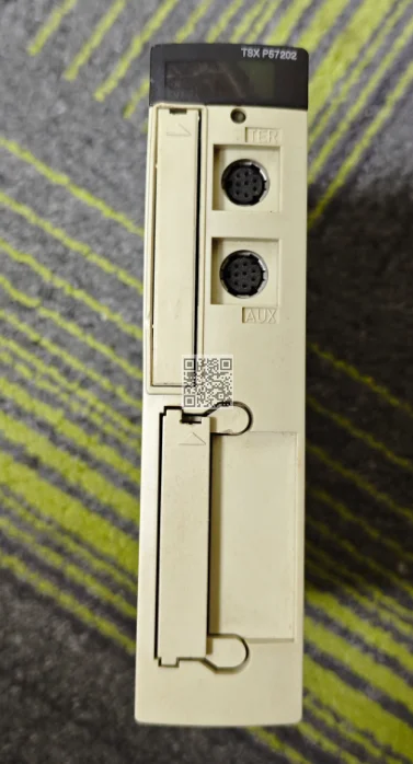 

TSXP57202 95% новый ПРОЦЕССОР на складе