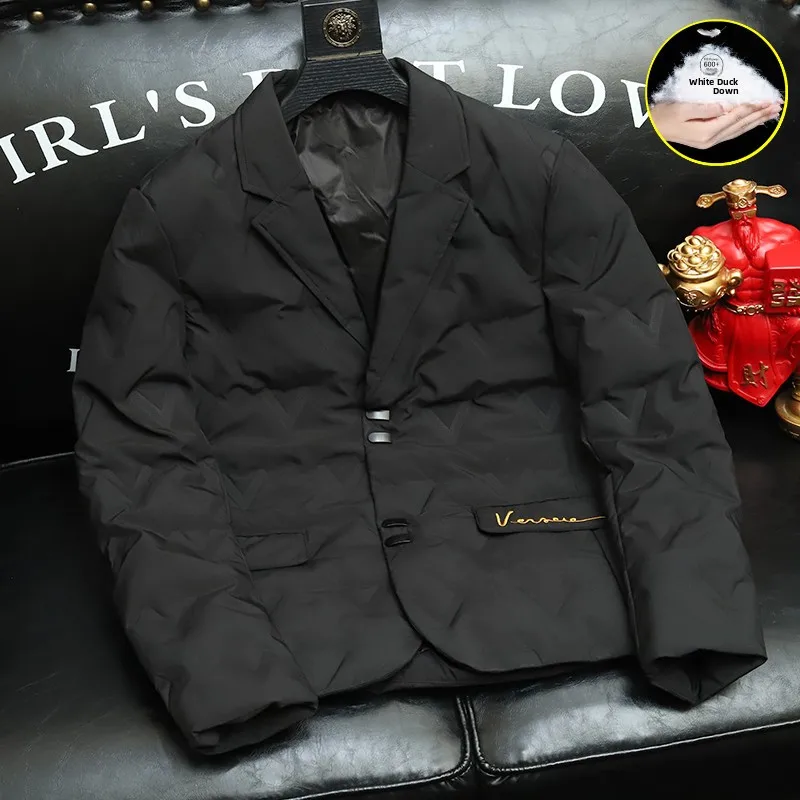 

Легкая стеганая куртка для мужчин, модная повседневная, с вышивкой, утепленная пуховая куртка, стильная городская одежда для молодых мужчин