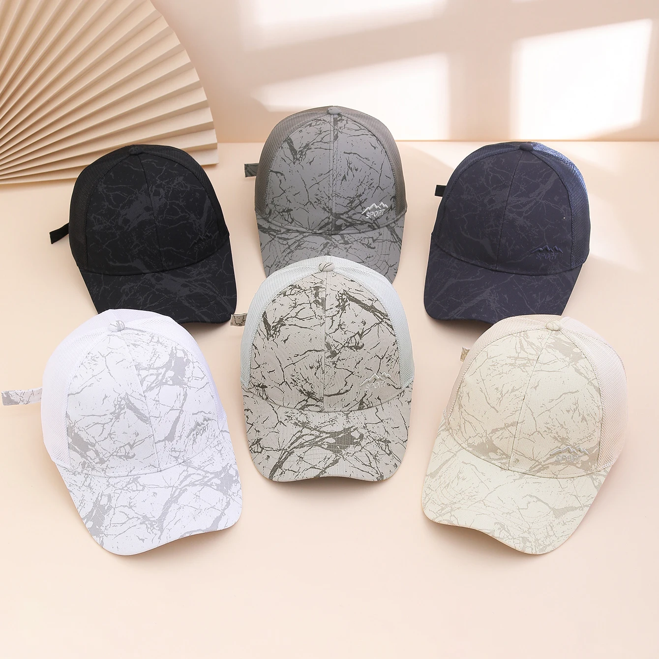 Einfache Struktur-Baseballkappe mit gestickten Buchstaben und Netzstoff, atmungsaktiver Sonnenhut für den Sommer im Freien, ideal zum Wandern und Klettern