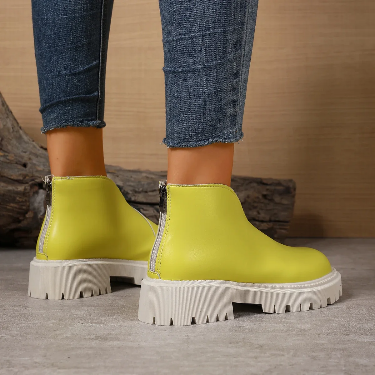 Winter-Damenstiefel mit mittelhohem Absatz, rutschfester Sohle und Reißverschluss hinten, modische High-Top-Schuhe, bequeme Outdoor-Sportschuhe. – Detail 40