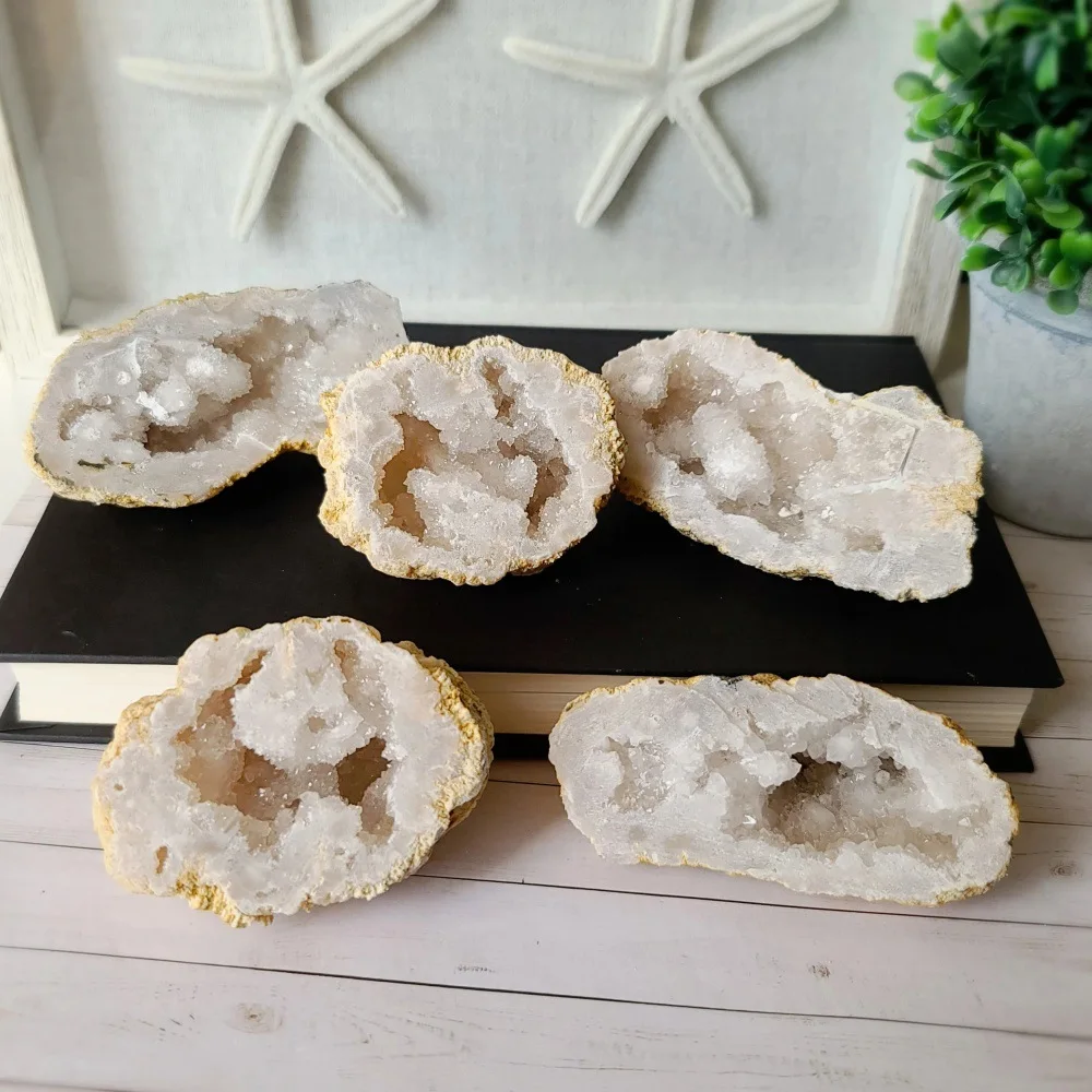 

Натуральная полая чаша из белого агата, декоративная геода-пещера из кристалла для фэн-шуй | Маленькое настольное украшение для привлечения богатства и удачи