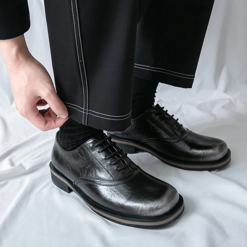 

Fashion business men's leather shoes Youth leisure trend styles Dress up party groom's wedding Thick soled Derby shoes 38-46