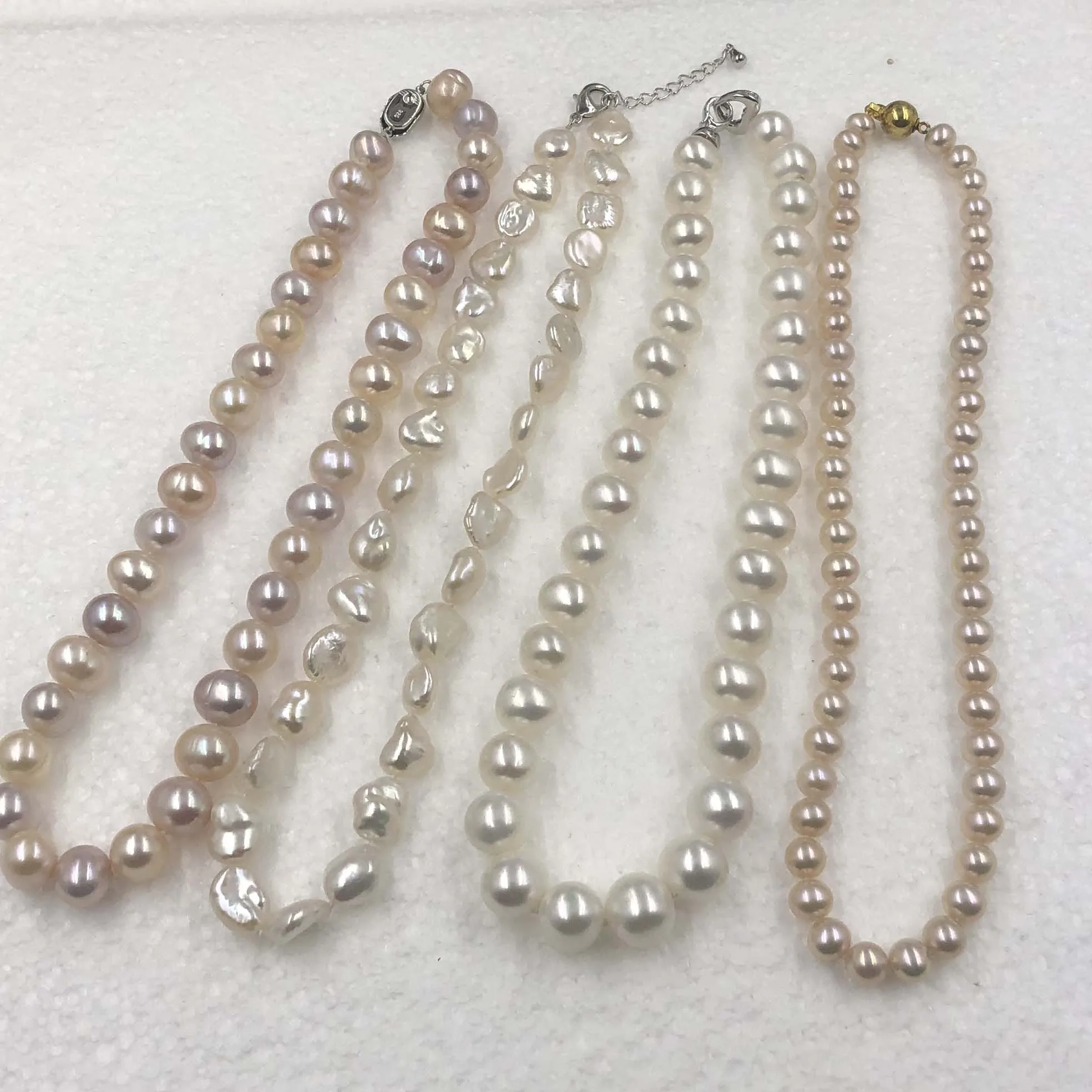 

[ELEISPL] Lots 4 Qty Lots Different Style Freshwater Pearl Necklace For Pary Gifts #22010075