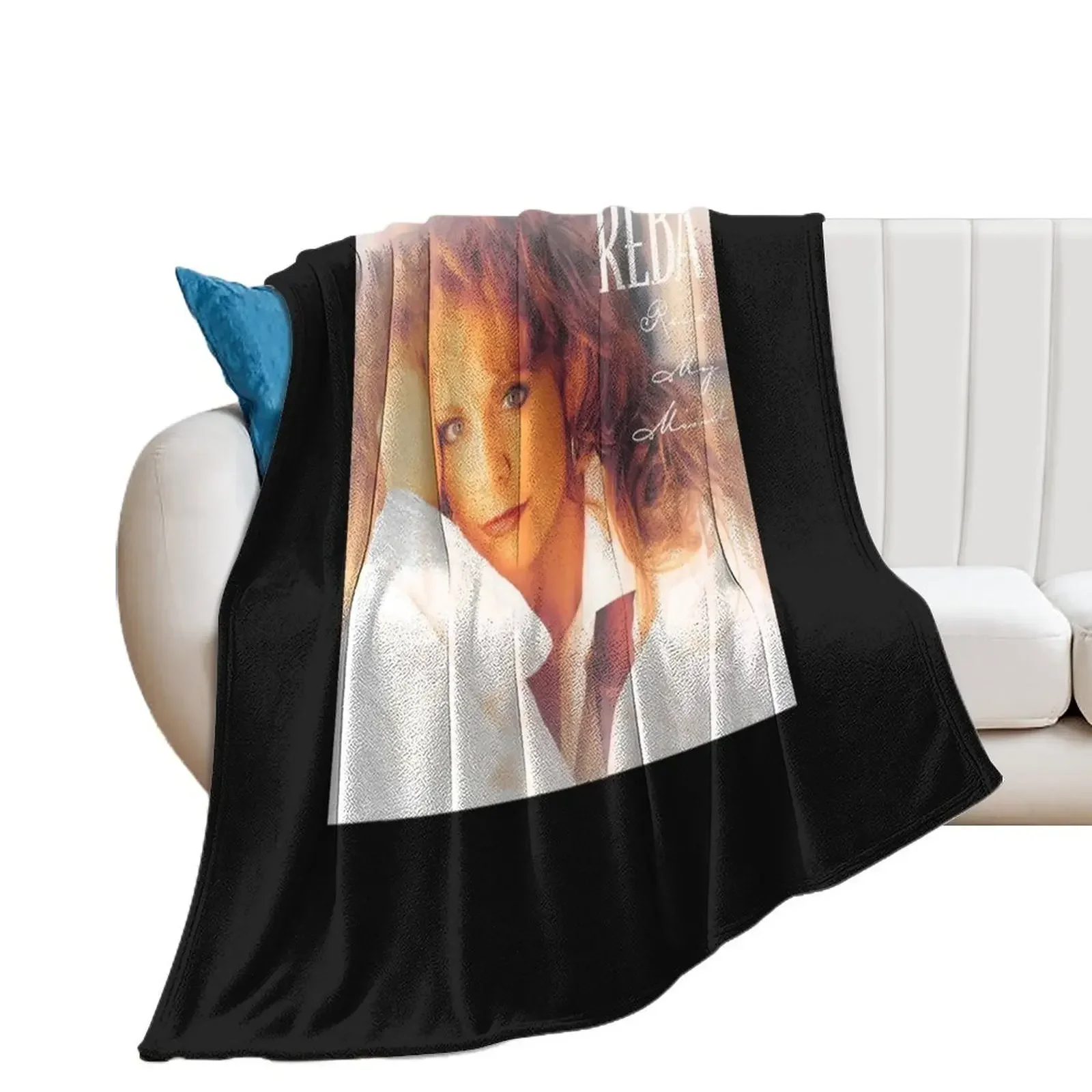 

REBA MCENTIRE Essential T-Shirt Throw Blanket Moving Sleeping Bag For Decorative Sofa decorative Blankets