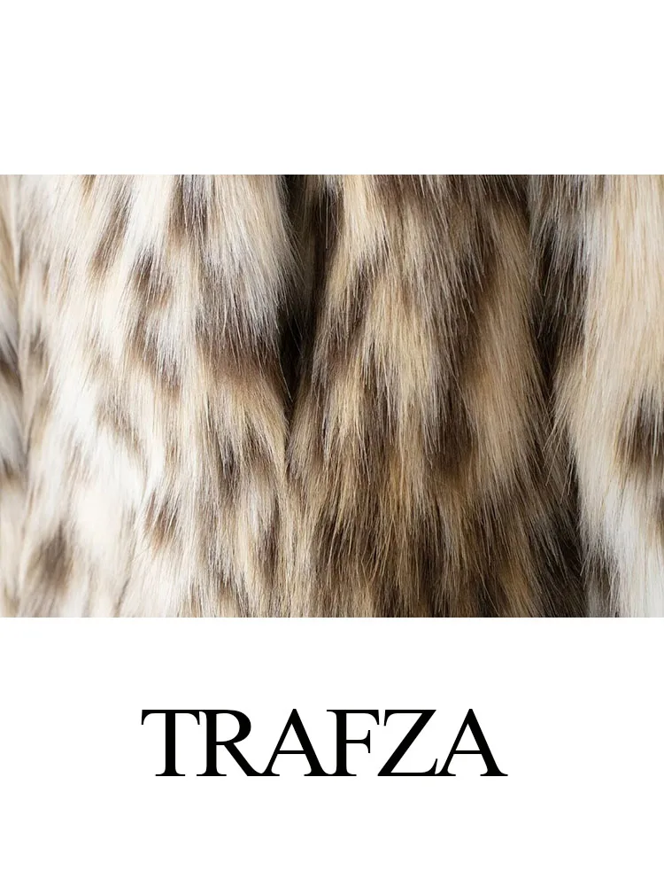 TRAFZA Elegant Woman Lapel Long Sleeves Side Pockets Casual Coat Women Winter Leopard Print Faux Fur Loose Slim Warm Coat Mujer