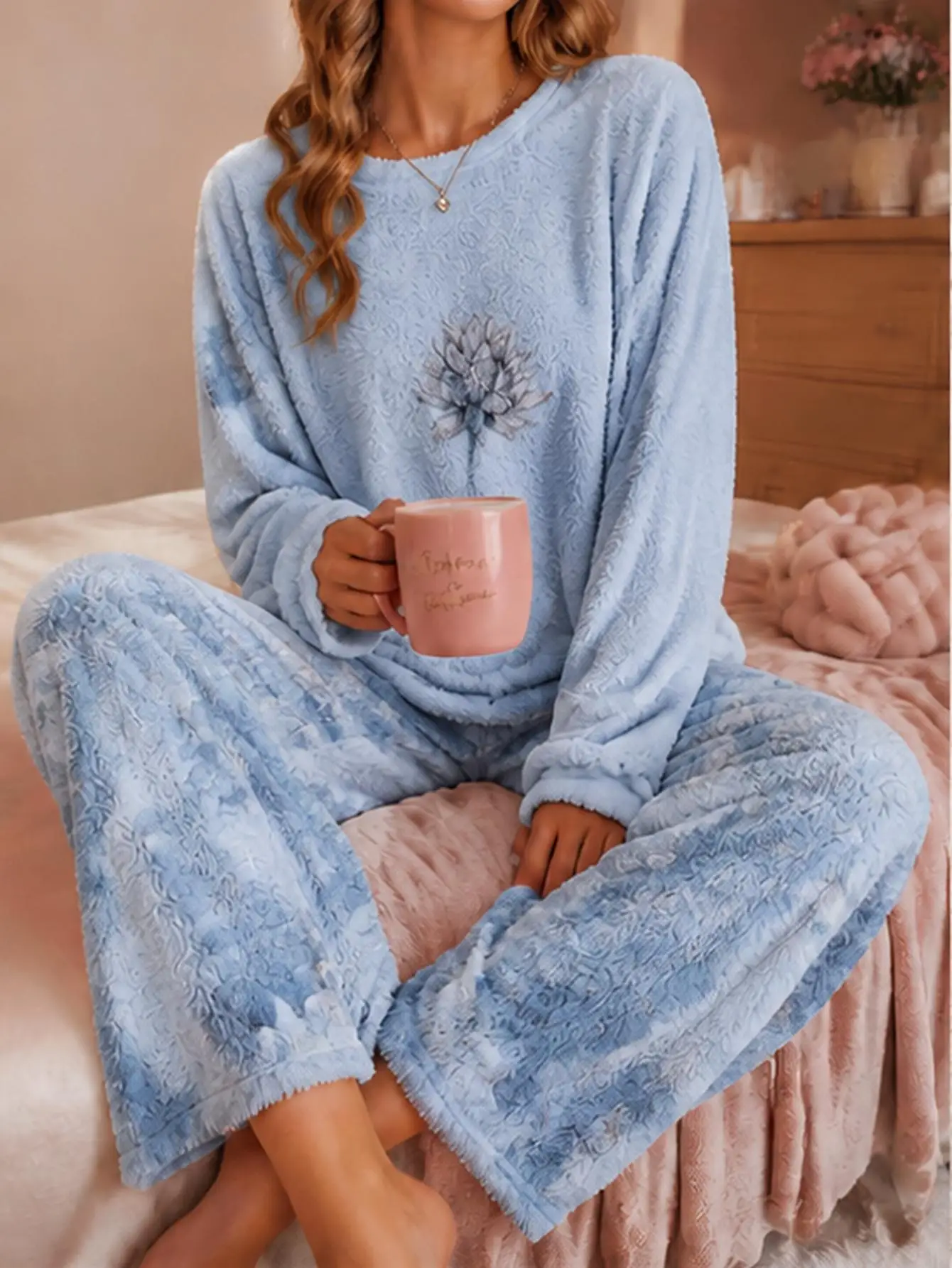 Women Plus Size Coral Fleece Pajama Set Light Blue Tie Dye Floral Print Long Sleeve Top & Pants Warm Winter Sleepwear
