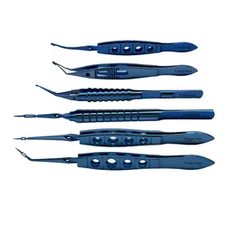 Akahoshi phaco Combo preWitper forceps、dedick Brown Compaticycracker、エレガントな外科用器具