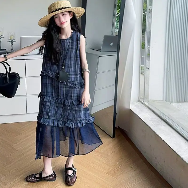 Girls2026Summer navy blue plaid with ruffled trimaCasual loose-fitting dress, trendy skirt