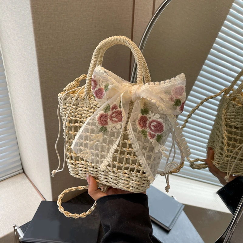 

Luxury Designer Lace Bow Straw Weave Women's Handbag Casual Crossbody Bag Small Bucket Summer Beach Bag
