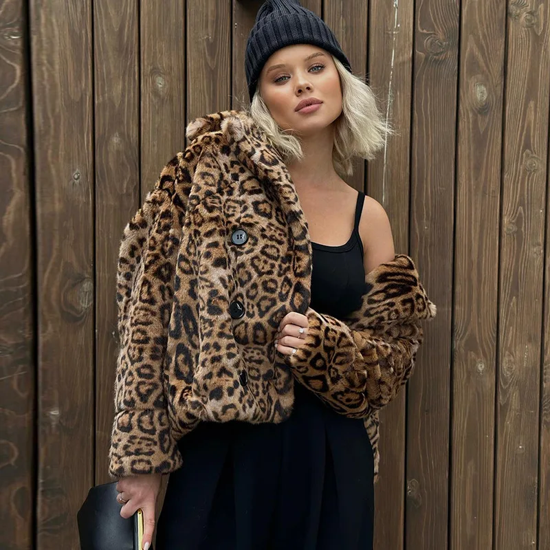 Short Version Leopard Brown Coat For Women Winter Warm Wear Niche Design Thicken Loose Thermal Long Sleeve Clothing Streetwear