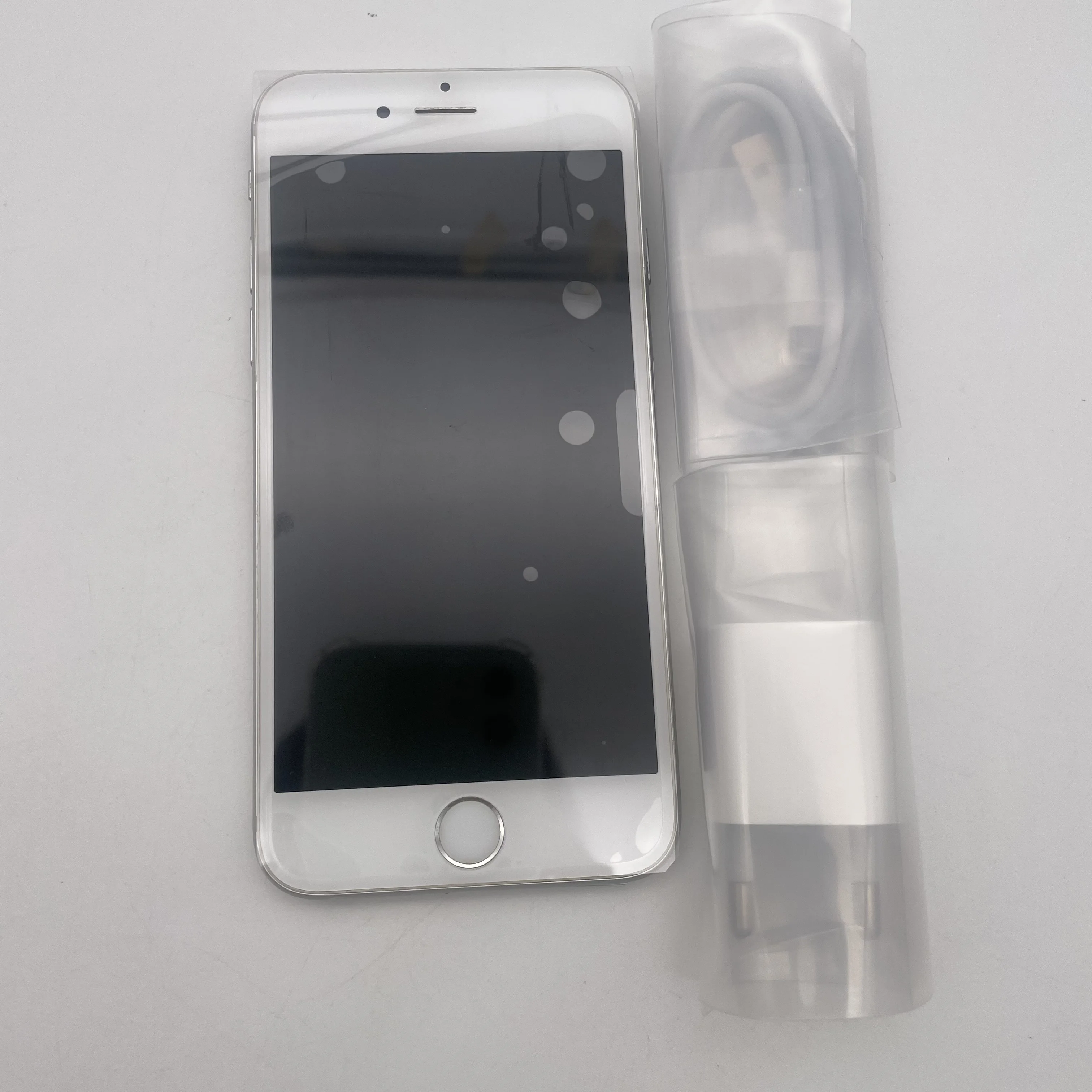 هاتف محمول Apple iPhone 6 مستعمل أصلي 4G معرف الوجه 4.7 بوصة 16/64/128 جيجابايت ROM 8MP IOS NFC كاميرا هواتف ذكية ثنائية النواة