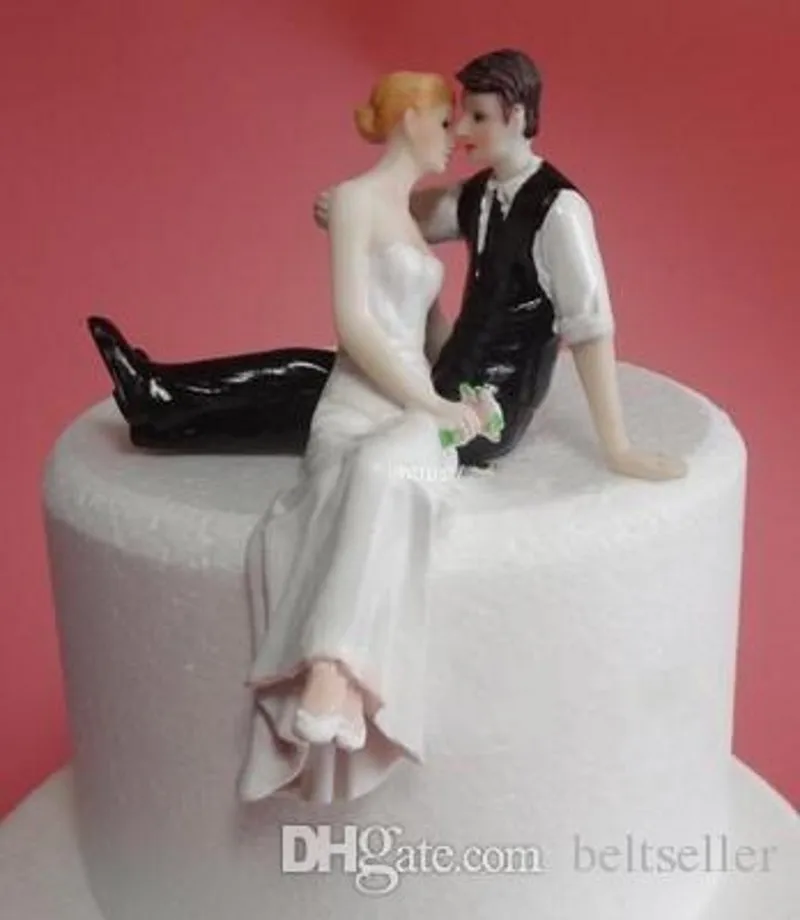 Happy Princess Embrace Bride And Groom Wedding Cake Topper Decoration Couple Figurine Craft Wedding Cake Decorations Supplies