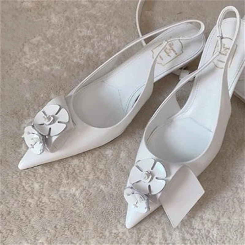 Flowers Decoration Shoes for Ladies Folding Female Sandals Pointed Toes Kitten Heels Zapatos Mujer Back Strap Femme Sandalias