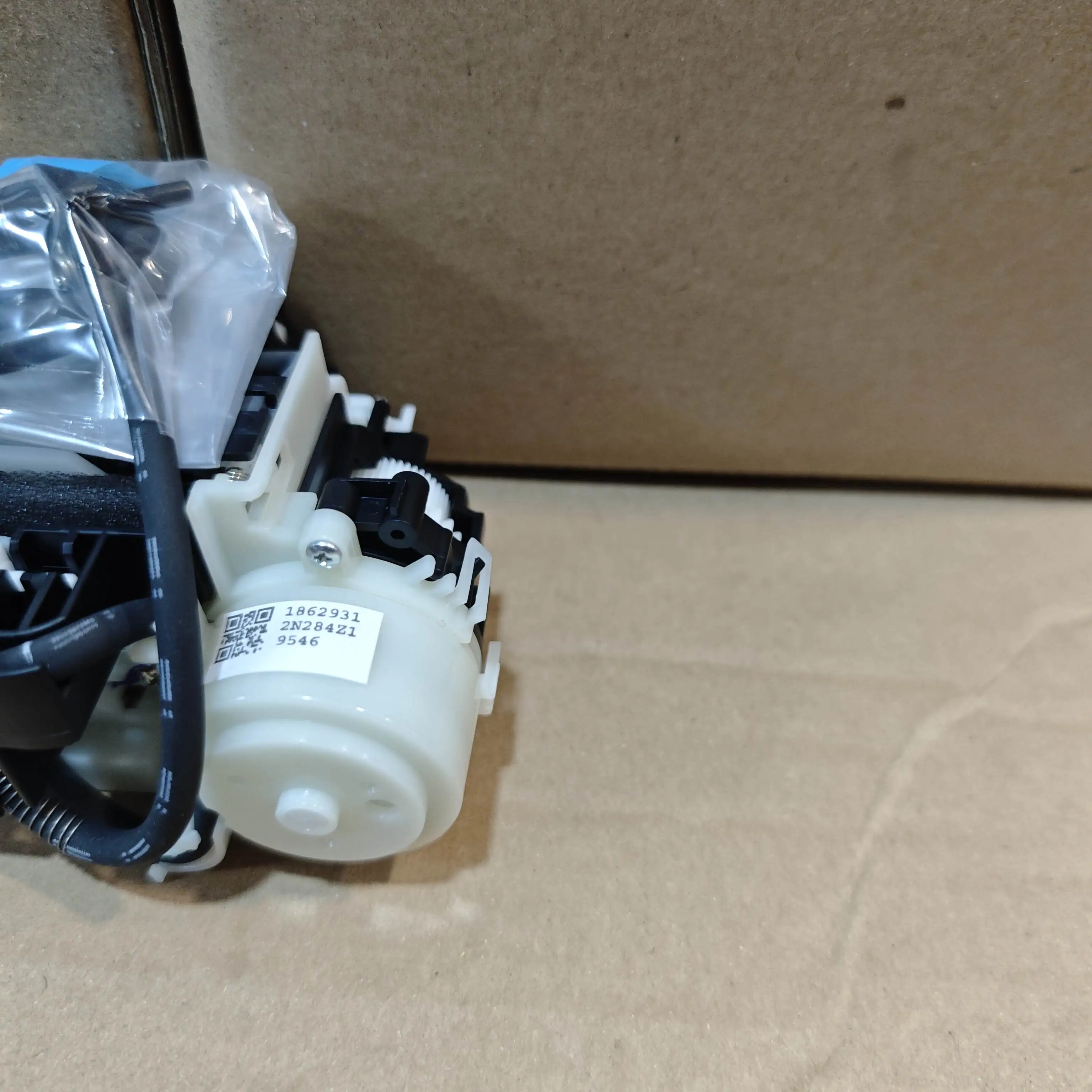 

1880515, оригинальный новый чернильный насос для Epson L18058 L8058 L8168 L8188 L18050 L8050 L8180 L8160, чернильная система в сборе