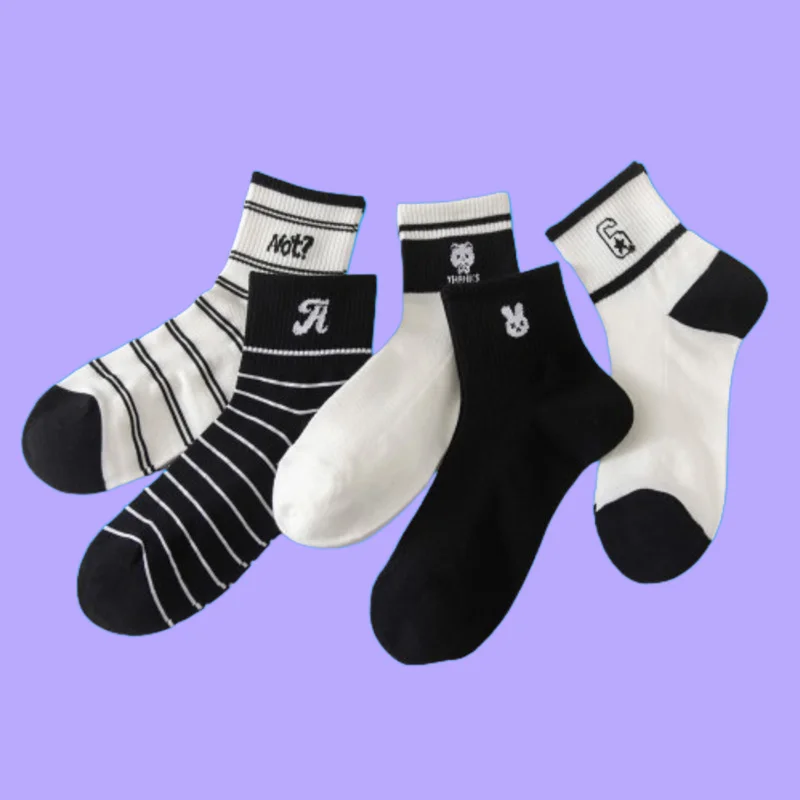 

5/10 Pairs Fashion Men Women Trend Mid Tube Socks White Black College Style Stripes Socks Comfortable Breathable Women's Socks