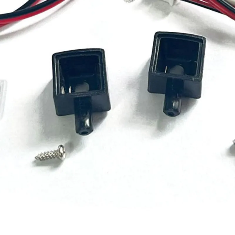 

LESU LED Spot Light LED Lamp for 1/14 RC Tractor Truck Remote Control Toys Cars Tamiyaya Dumper Trailer Th02579