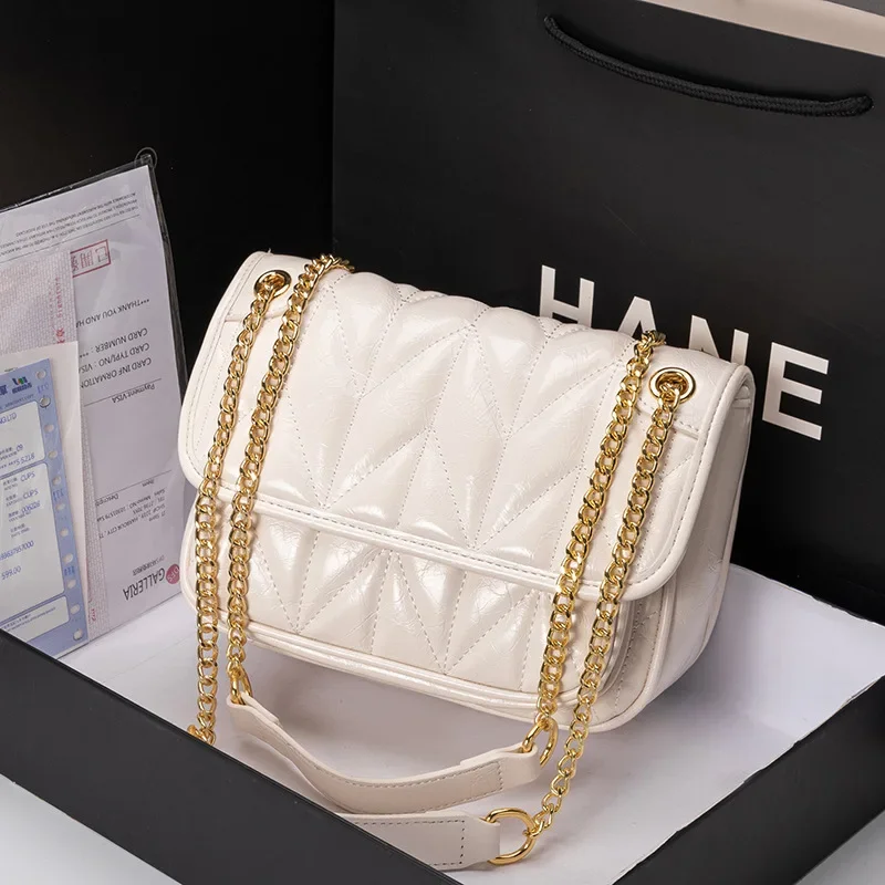 

2024 New Explosive Pattern Top Layer Cow Leather Vintage Chain Single Shoulder Slant Cross Casual Commuting Leather Women's Bag