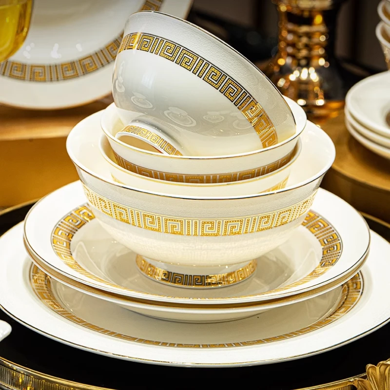 Fine Bone China Dinnerware Sets Home Kitchen Luxury Guests Wedding Tableware Set Gold Plates Jogo De Jantar Dinnerware Sets