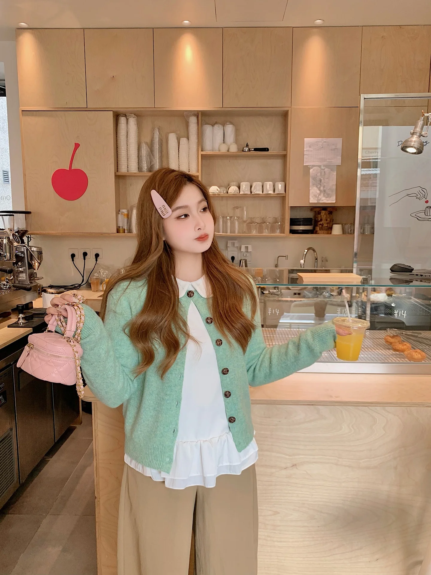 

Herwear большие размеры, цветная кровавая пуговица, круглый свитер, кардиган с эффектом похудения, осенний модный женский вязаный топ