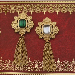 Vintage Inspired Green Glass Stone Tassel Square Matte Royal Style Brooch Classic Tassel Brooch Coat Enamel Pin