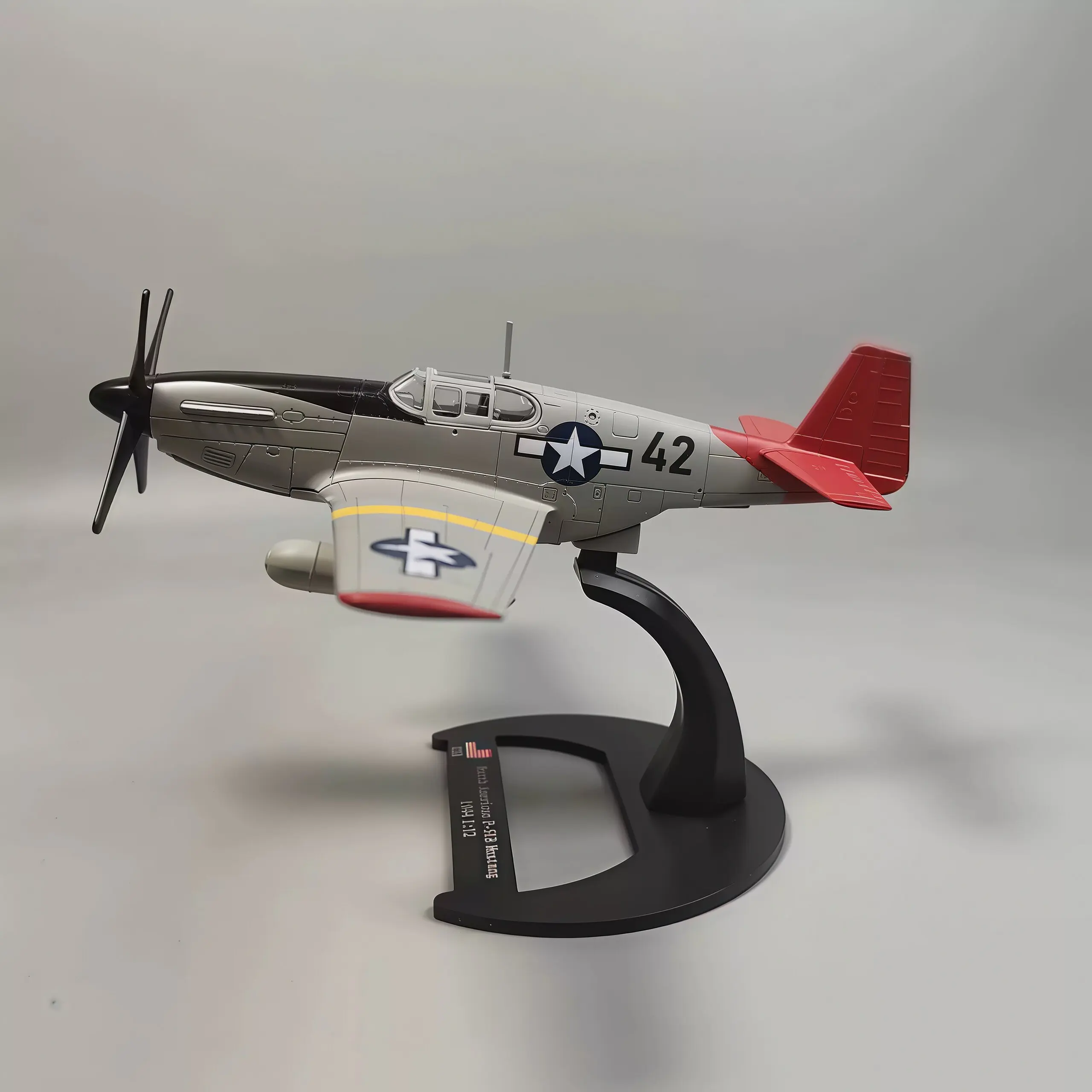 Diecast 1/72 Scale P-51B Fighter Simulation Alloy Finished Aircraft Model Souvenir Hobby Collection Decoration Gift