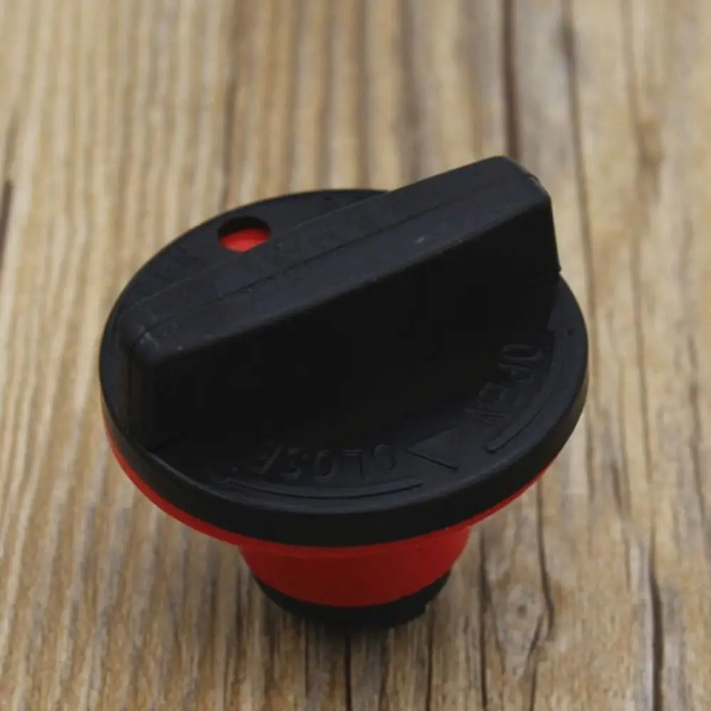 High Quality Black&Red Motorcycle Accessories Pedal 5.4cm 100 Fuel Cover JOG100 Tank Cap Motorcycle Accessories