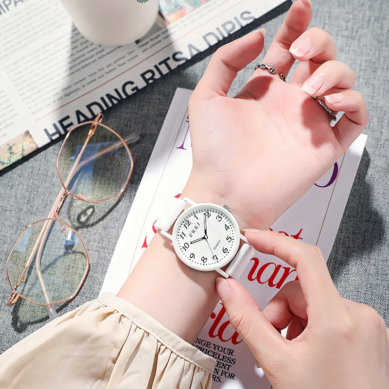 Women Silicone Watch Student Quartz Simple Digital Ins Wind Ladies Watches Top Brand Luxury Retro Watch Relogio Feminino 2023