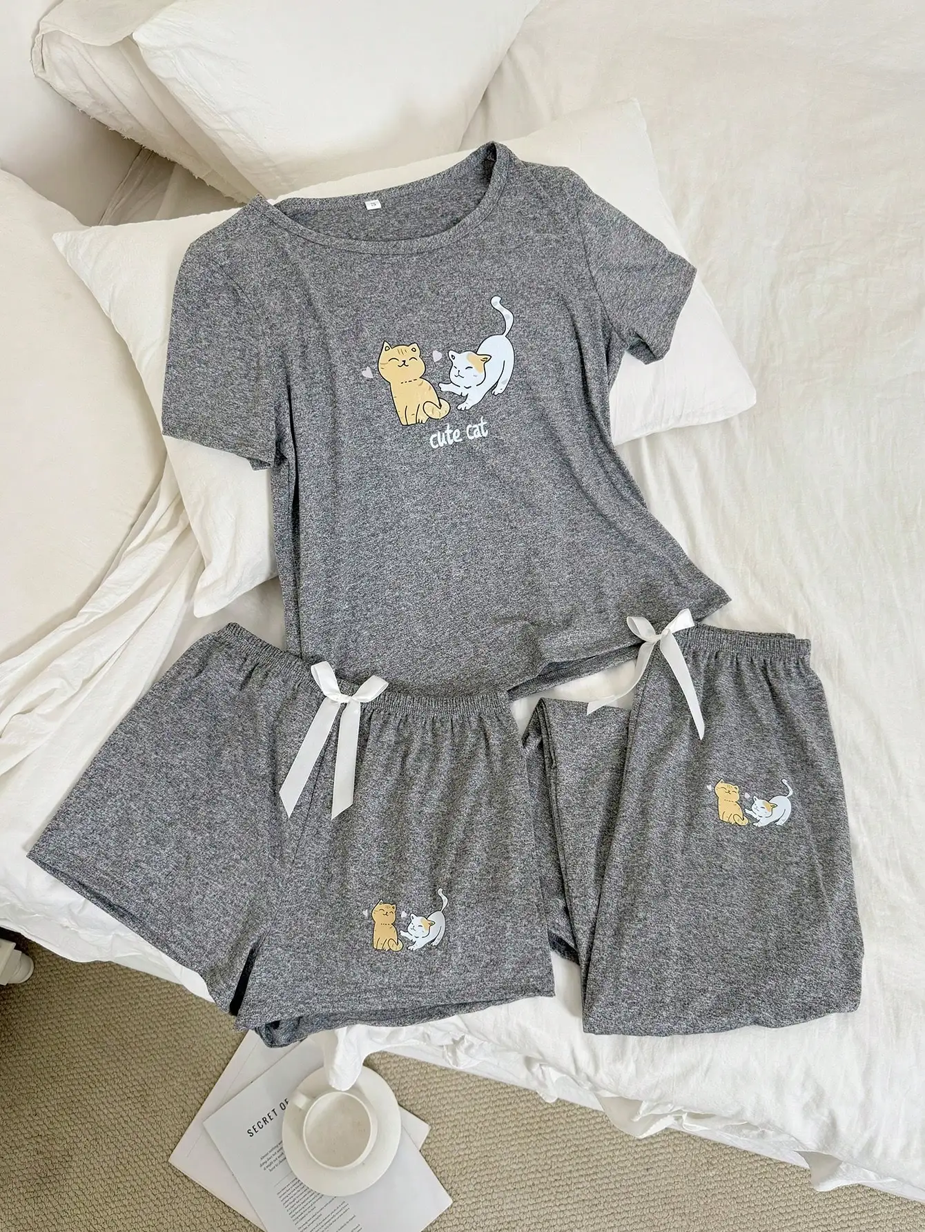 

3-Piece Gray Cat Print Short Sleeve Pajama Set with Bow-Tie Shorts