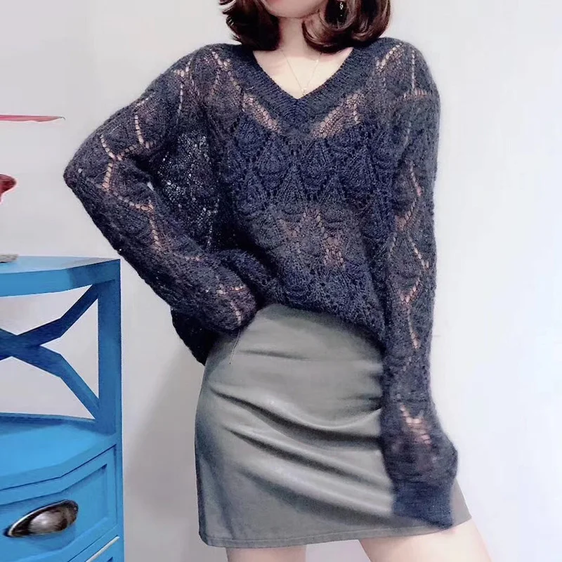 V-neck Sweater Women Take Knit Sweater Tops Lazy Wind Bottoming Spring and Fall New Loose Hollow Diamond Grid Sexy