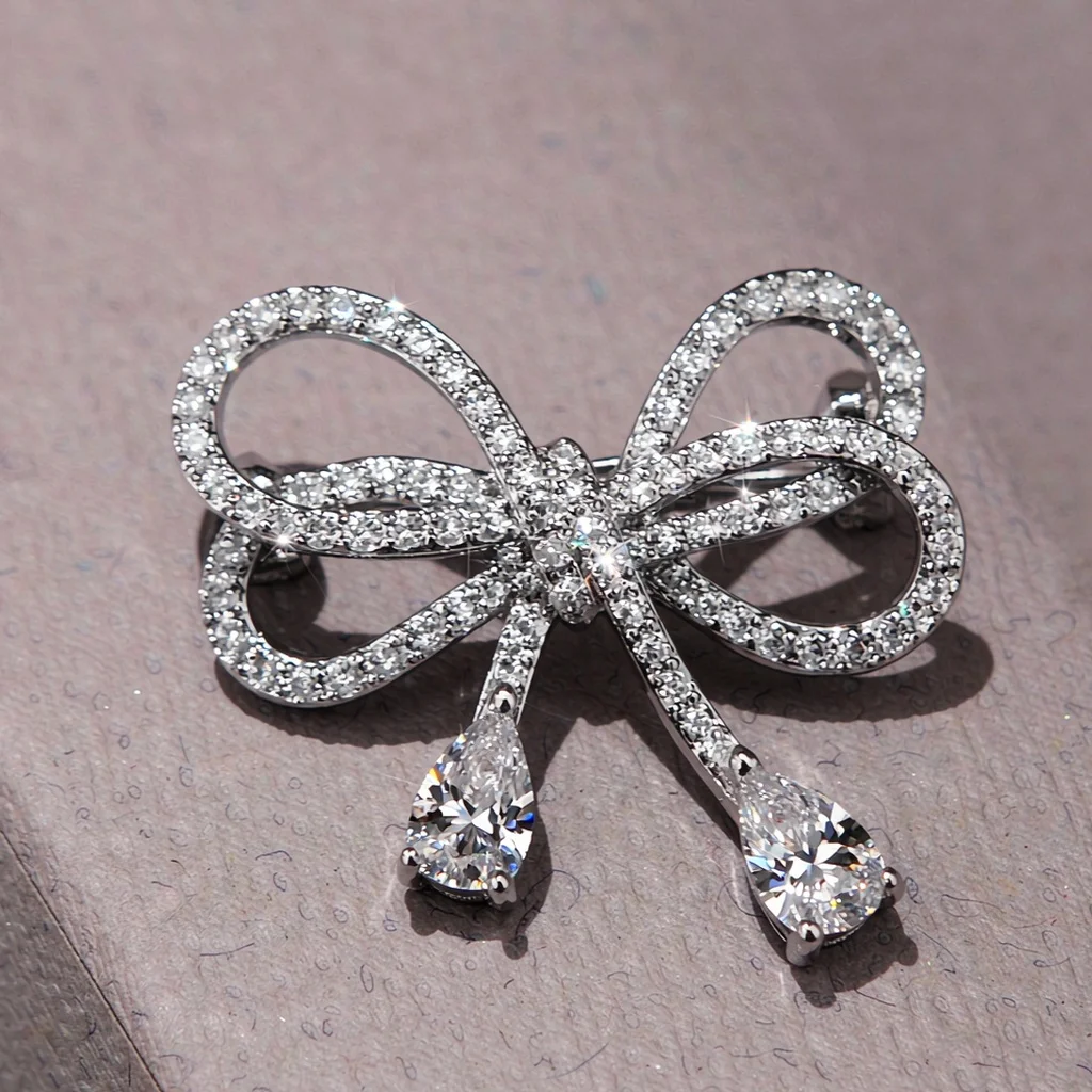 2026 DIY Stylish Brooch, High Aesthetic Value, Metal Clasp, Light Luxury Waterproof, Versatile, Silk Clip, Wedding Guest Brooch, Neck Accessory, Unique, Niche, Best Match, Decorative Pin, European Vintage, Couple, Distinctive, Simple, Scarf Clip, Elegant, Women's Suit Brooch