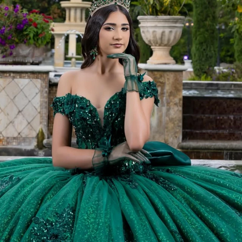 

Блестящие черновато-зеленые платья Quinceanera по индивидуальному заказу с открытыми плечами и аппликацией из блесток 3D цветок с длинным хвостом Vestido 15 Quinceanera