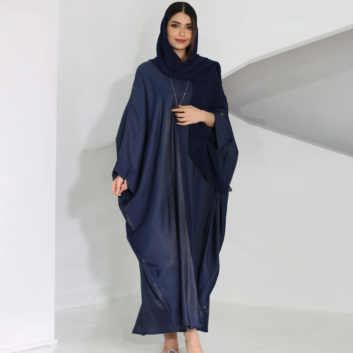 Shining Batwing Sleeve Cardigan Robe Modest Muslim Dubai Plus Size Kimono Open Abaya Dress Corban Eid Woman Outwear Coats