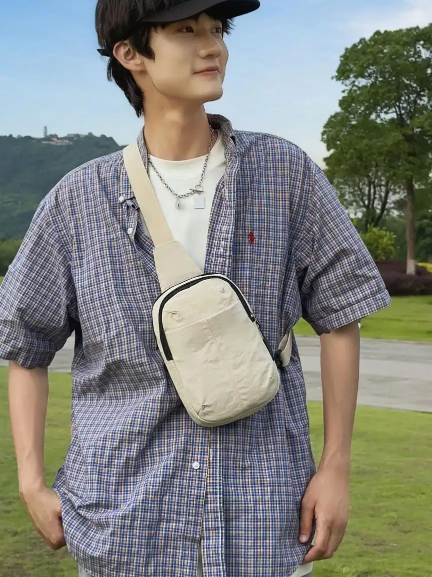 bolsa-transversal-masculina-pequena-esportiva-ciclismo-ao-ar-livre-bapa-leve-marca-moderna-poliester-macio-fecho-com-ziper