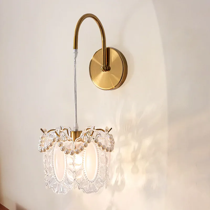 Iron LED Wall Lamp French Luxury Wall Light Bedroom Bedside Living Room Lighting Lamps Baking Paint Retro Decor Items Lights