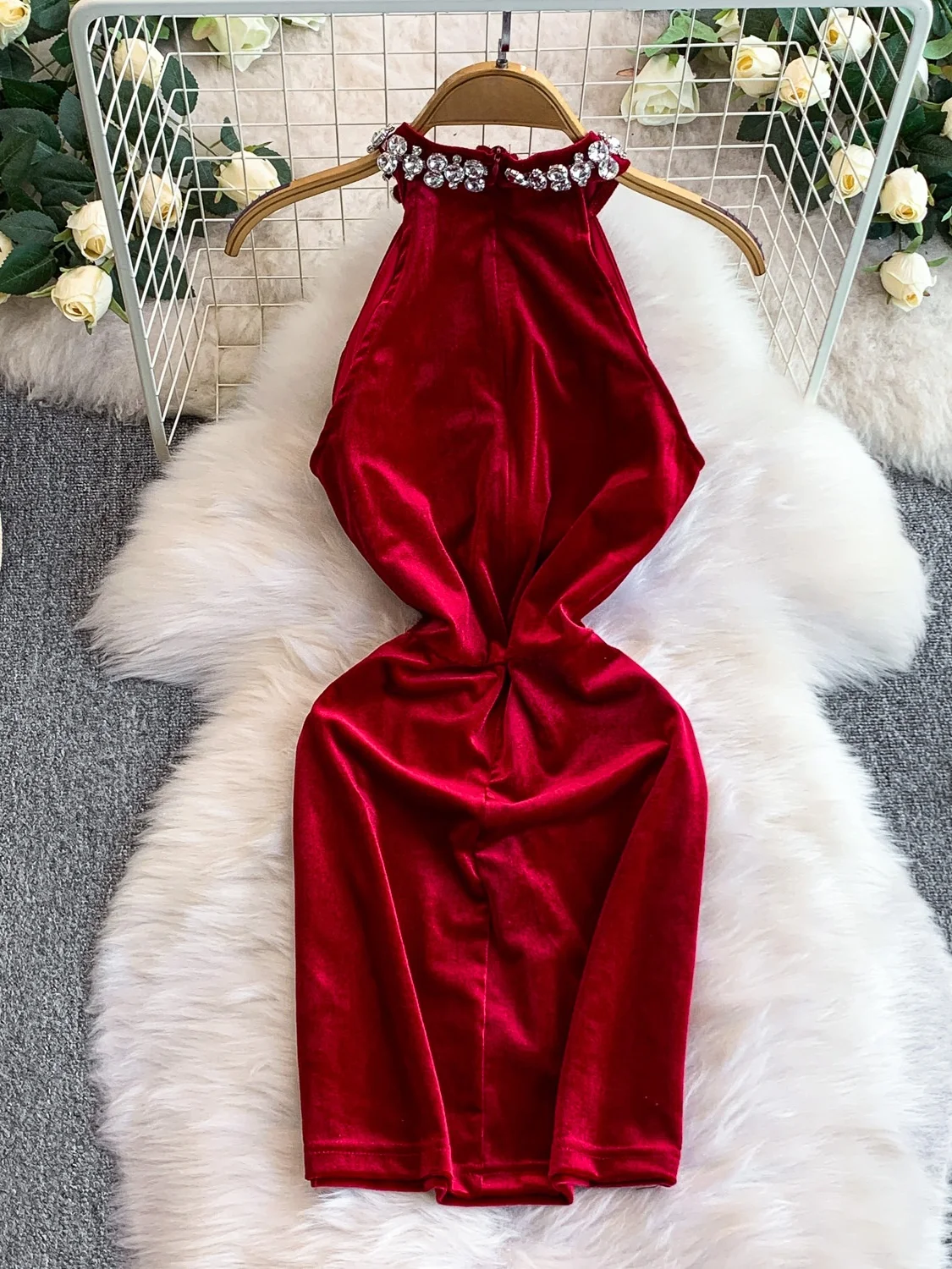 Ele Diamond Embedded Velvet Afslankende A-lijn Dr Ne Hangende Jurk met Borstkussen Me Splicing Hoge Taille Ontwerp voor Vrouwen