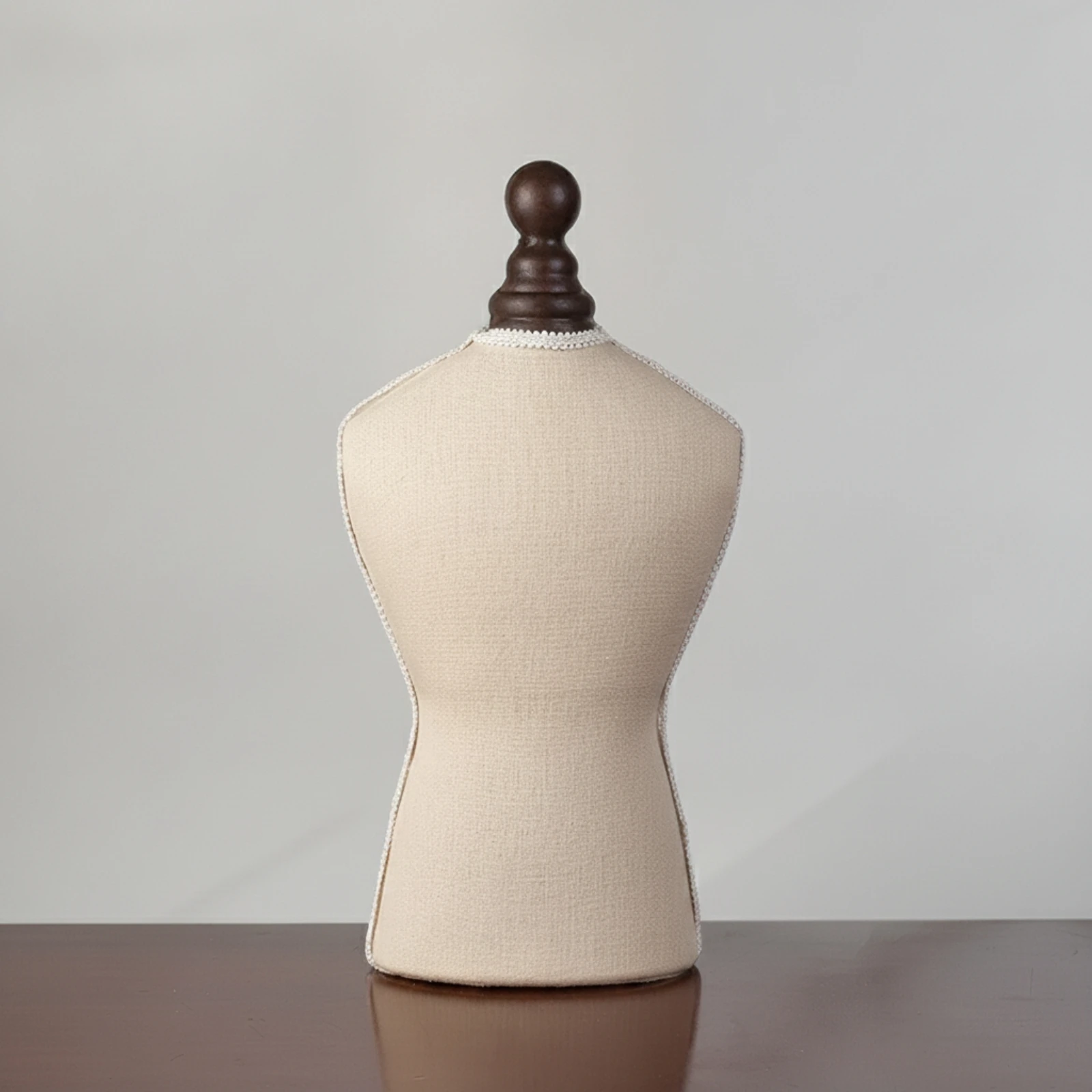 Necklace Display Bust Countertop Necklace Bust Pendant Display Stand Decorative Pendant Holder Compact for Jewelers, Boutiques