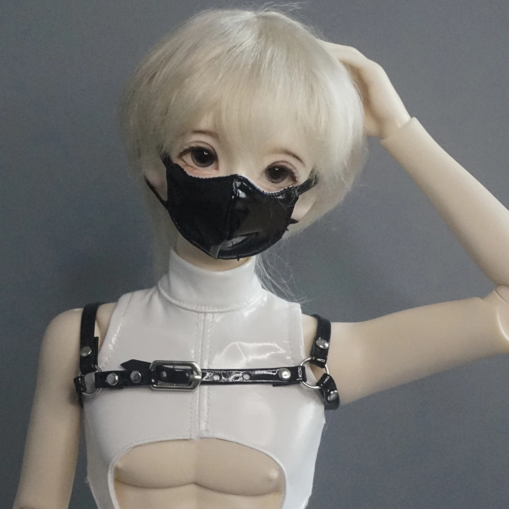 D04-B535 children handmade toy 1/4 doll BJD/SD doll's accessories Leather handmade chest chain 1pcs