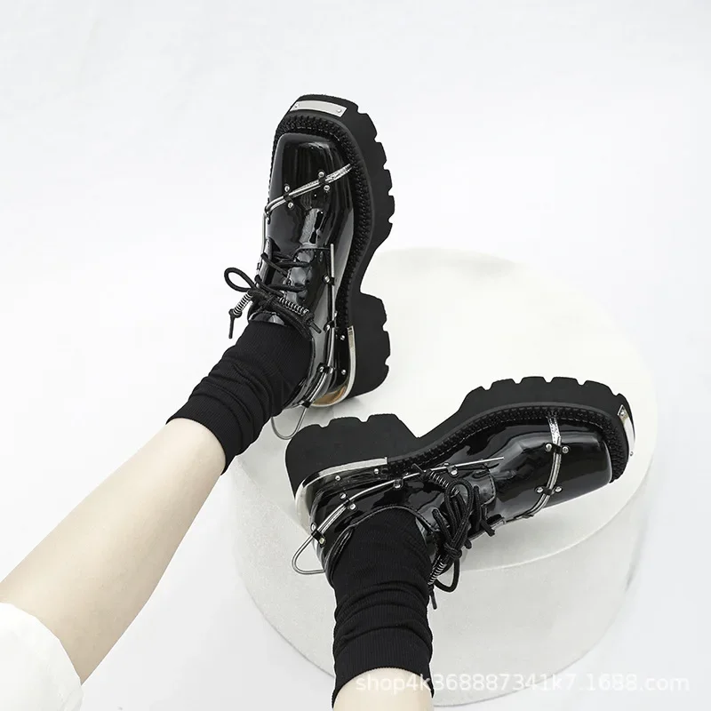 Black Fashion Platform Shoes for Women Genuine Leather Casual Walking Shoes Metal Decoration Chunky Heel Women Designer Loafers