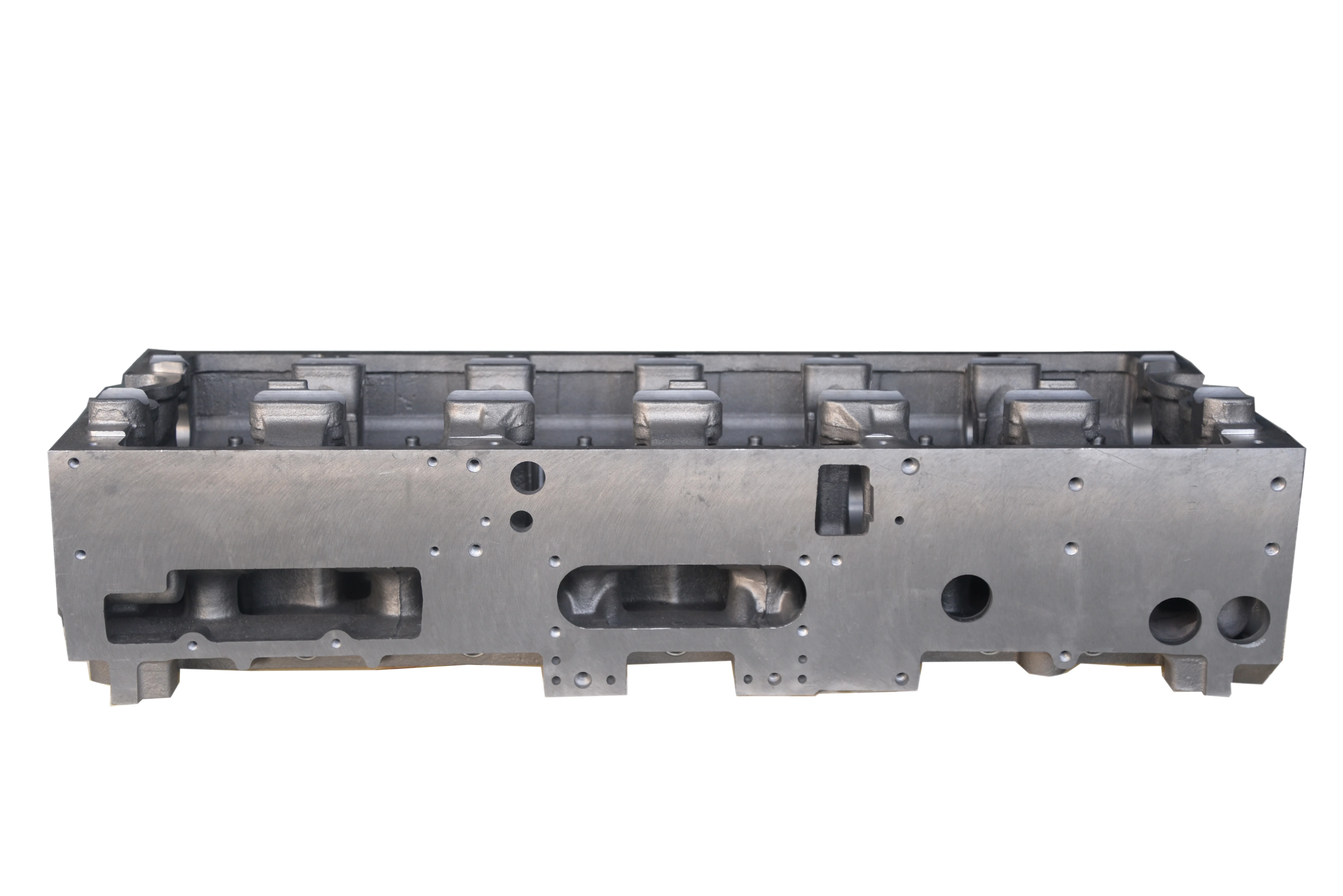 High Quality QSX15 ISX15 Diesel Engine Cylinder Head 4962732 4331387 5413782 5658283